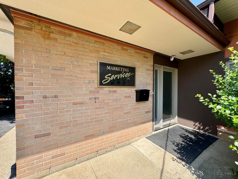 105 Old Street, Monroe, OH 45050 Photo 3