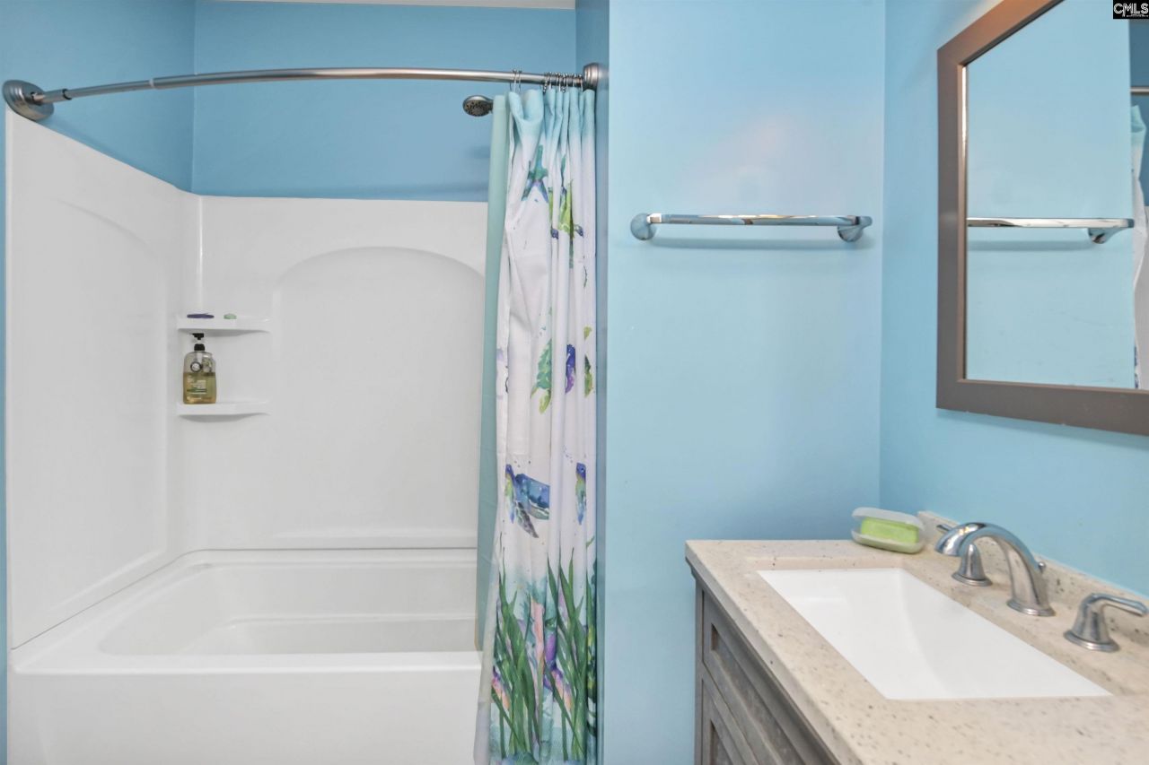 900 Near Creek Drive Photo 24