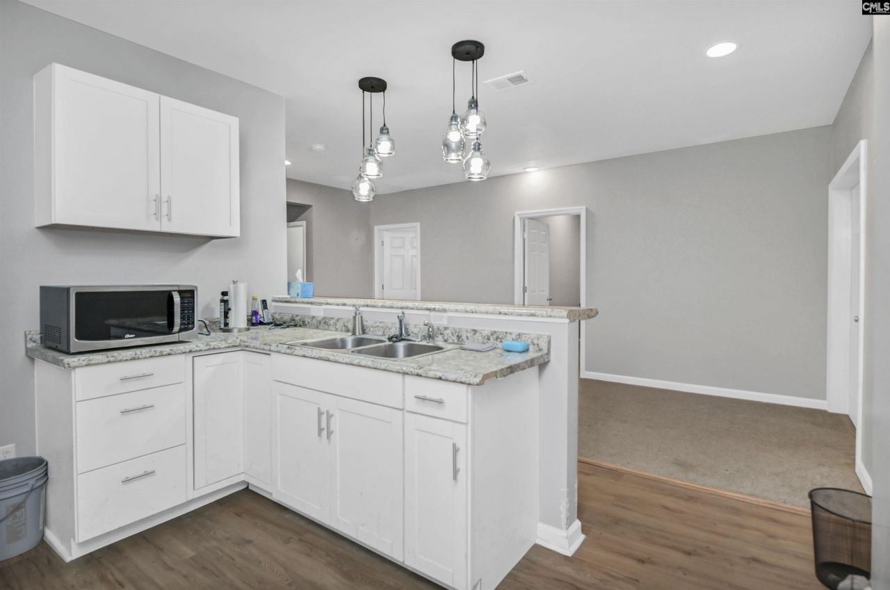 900 Near Creek Drive Photo 28