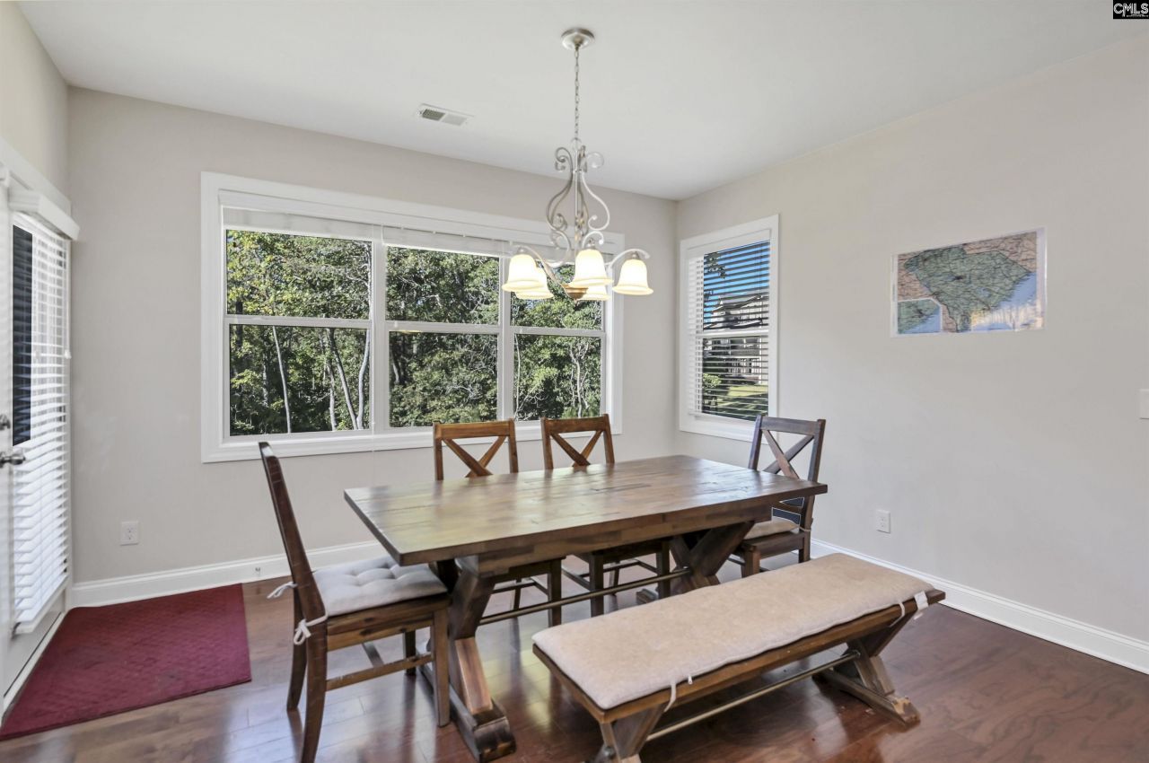 900 Near Creek Drive Photo 8