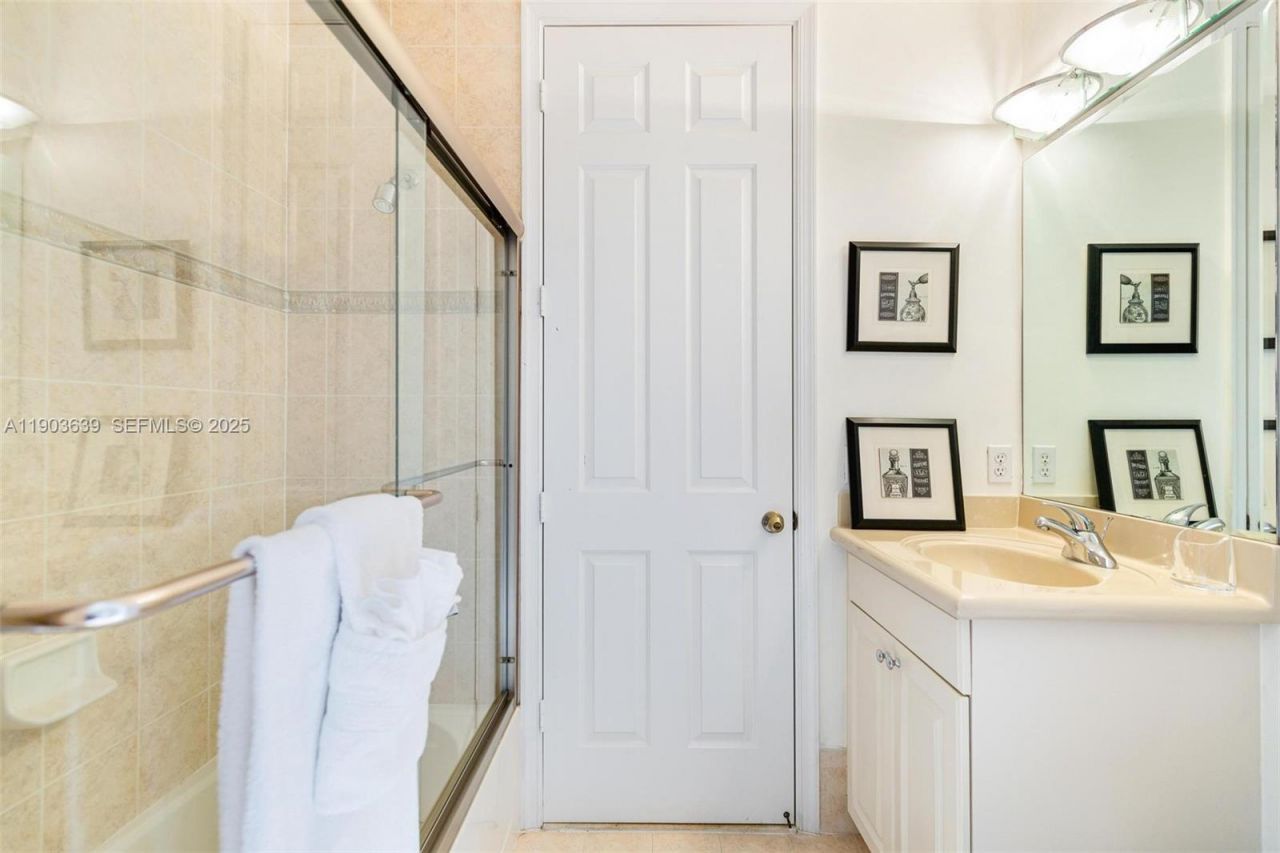 7587 SW 189th St, Cutler Bay, FL 33157 Photo