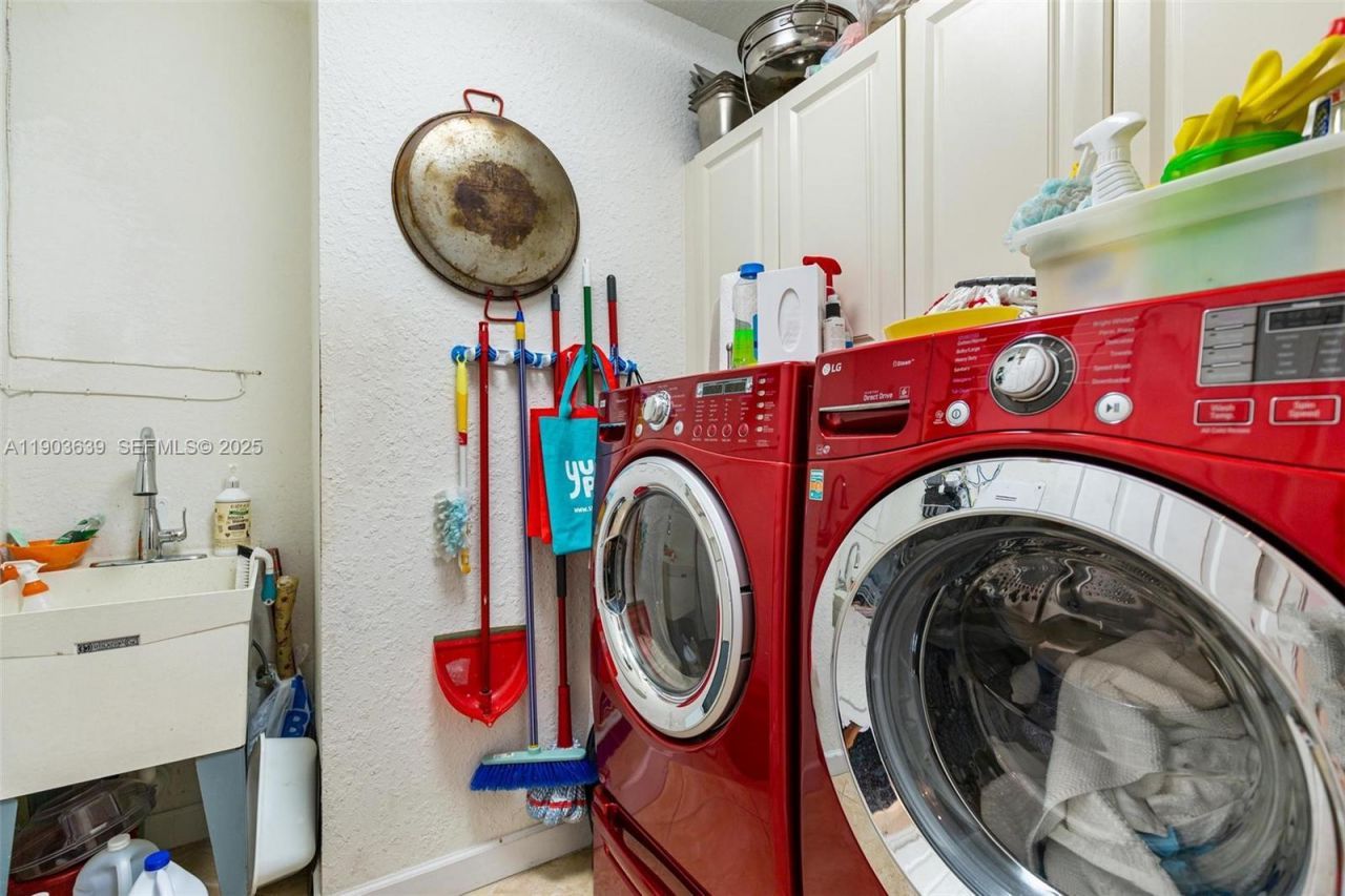 7587 SW 189th St, Cutler Bay, FL 33157 Photo