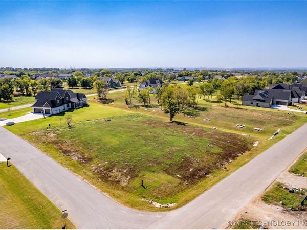 17862 E Patriot Drive , Owasso, OK 74055