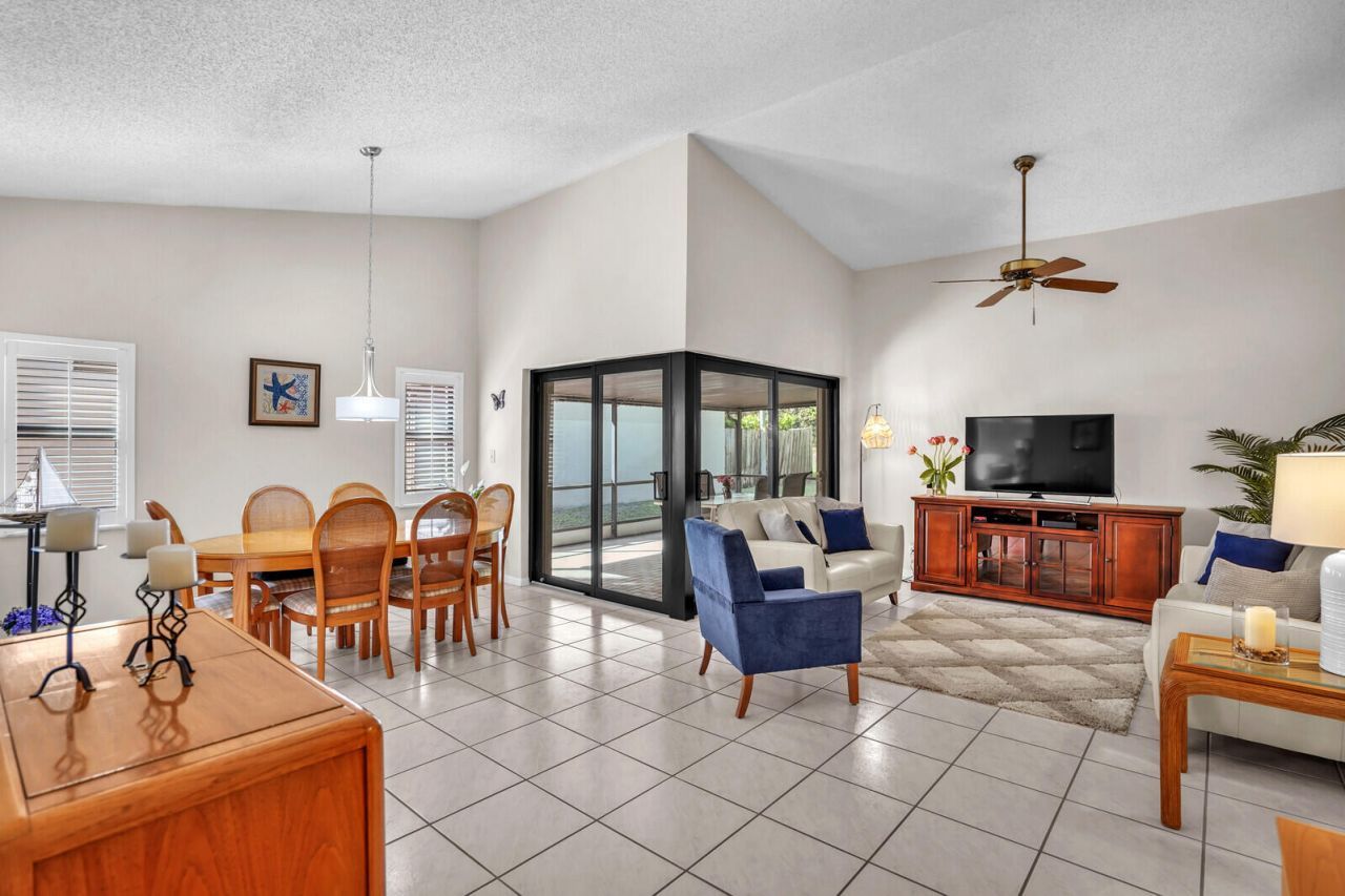 1550 NW 22nd Avenue, Delray Beach, FL 33445 Photo