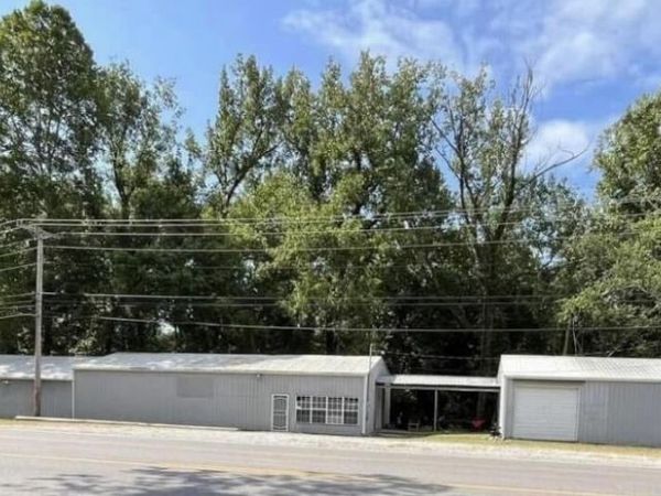 135 Dixon Springs Highway Highway, Carthage, TN 37030