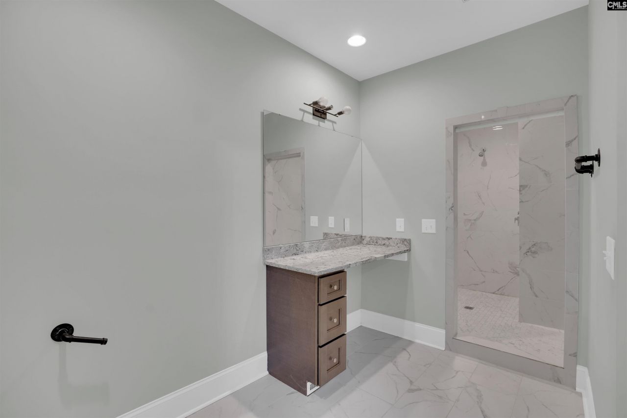 870 Shore Road Photo 23