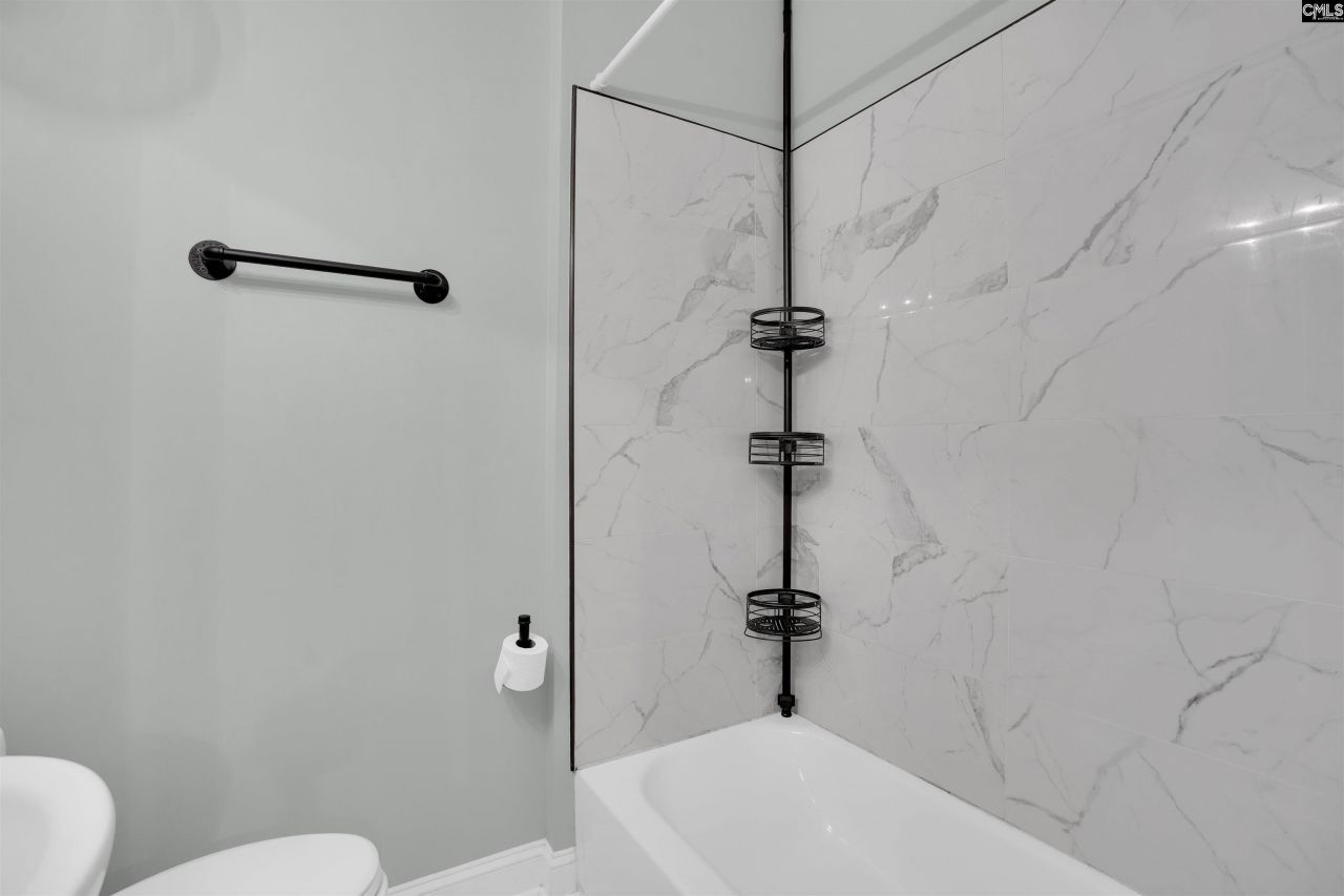 870 Shore Road Photo 40