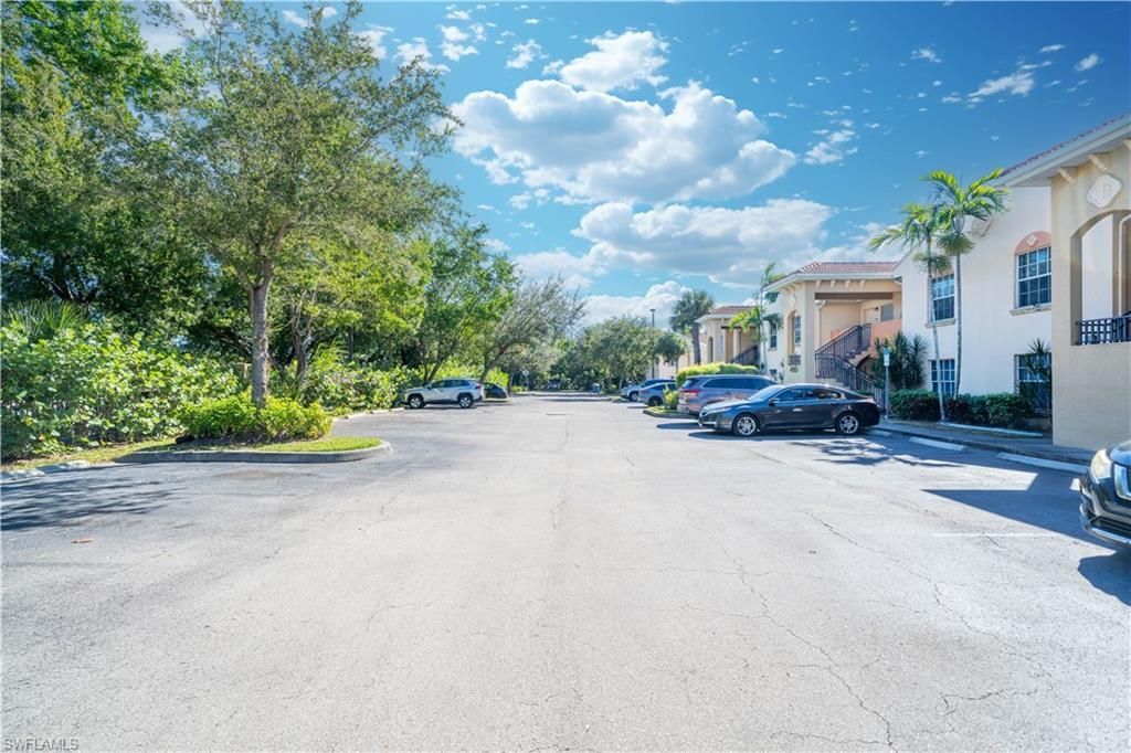 4172 Castilla Cir, Unit 206, Fort Myers, FL 33916 Photo