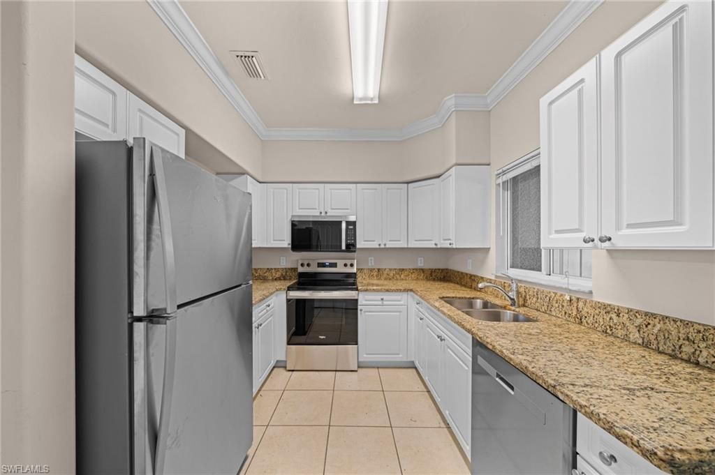 4172 Castilla Cir, Unit 206, Fort Myers, FL 33916 Photo