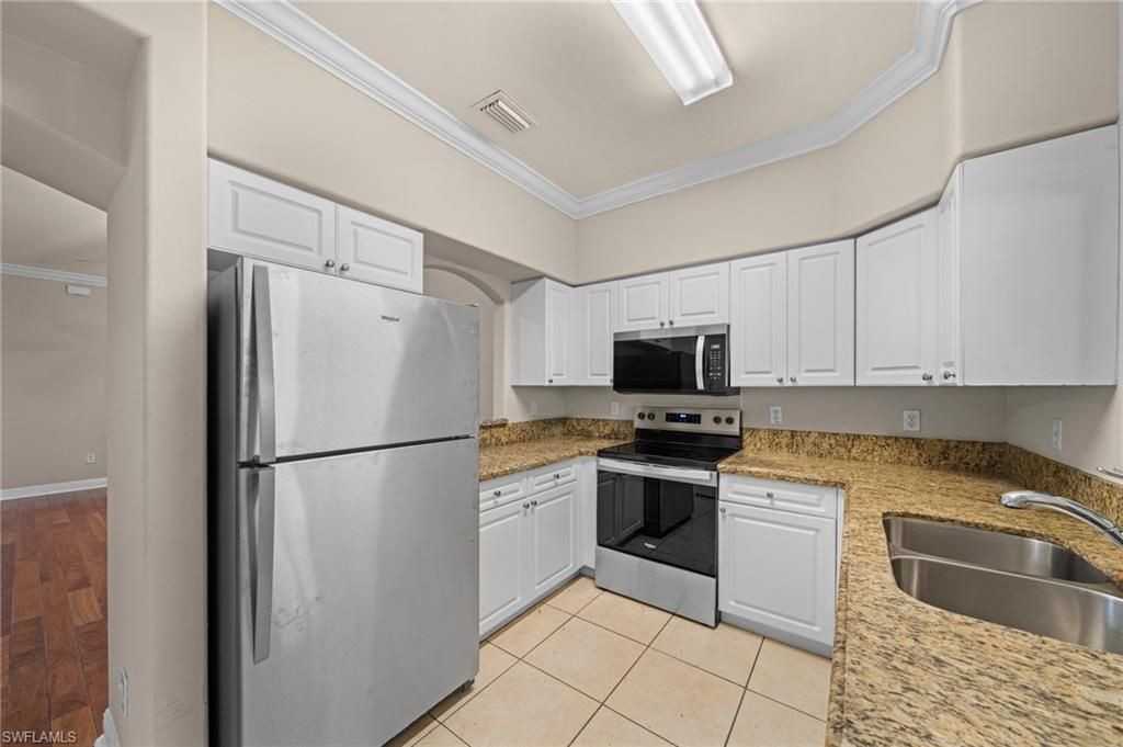 4172 Castilla Cir, Unit 206, Fort Myers, FL 33916 Photo