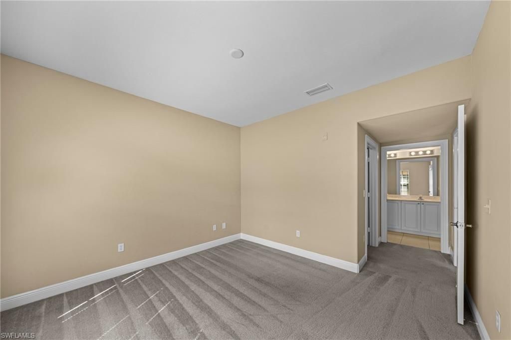 4160 Castilla Cir, Unit 202, Fort Myers, FL 33916 Photo