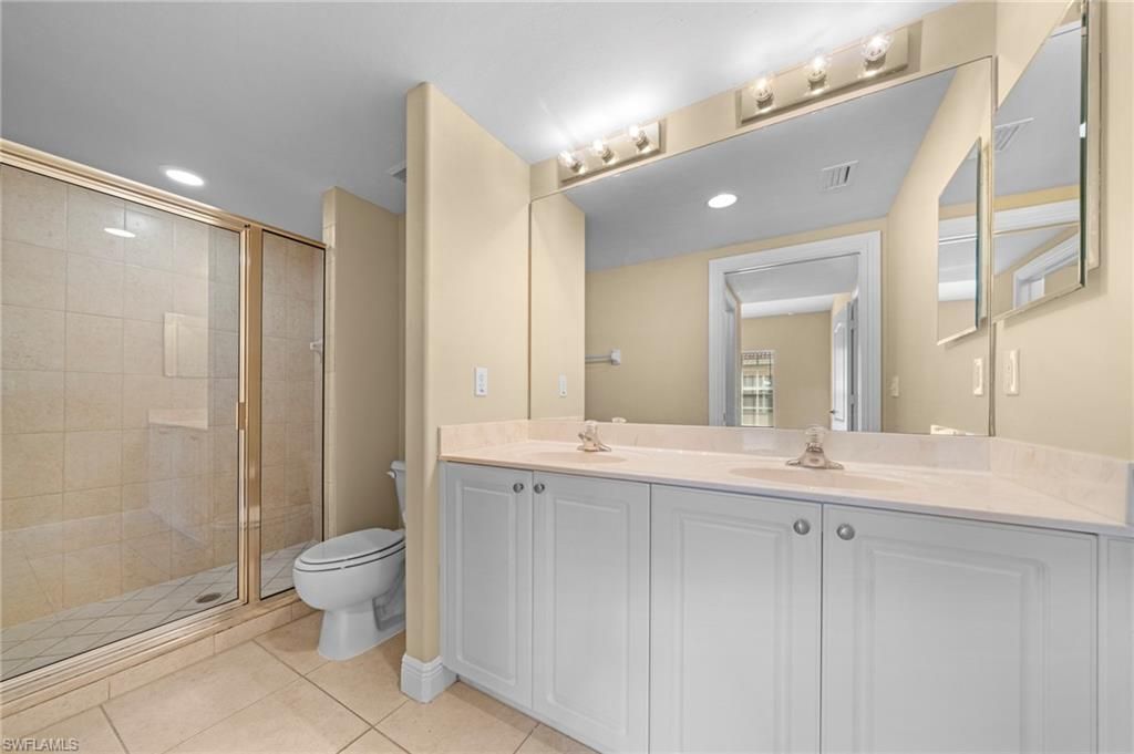 4160 Castilla Cir, Unit 202, Fort Myers, FL 33916 Photo