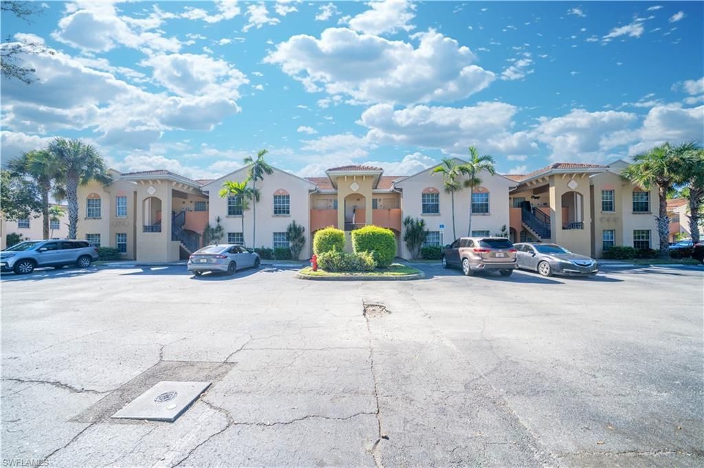 4160 Castilla Cir, Unit 202, Fort Myers, FL 33916 Photo