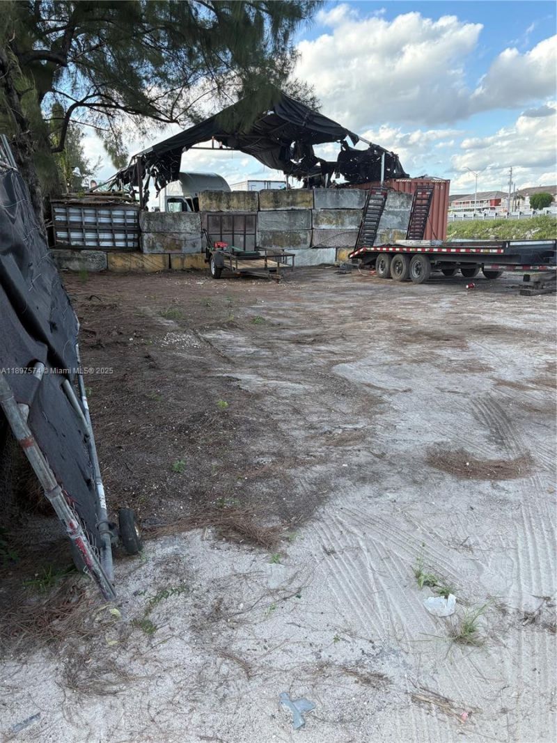 Nw South River Dr, Medley, FL 33178 Photo