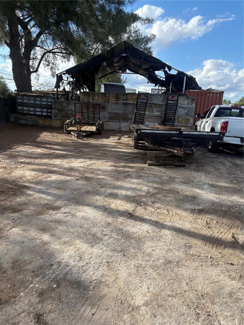 Nw South River Dr, Medley, FL 33178 Photo