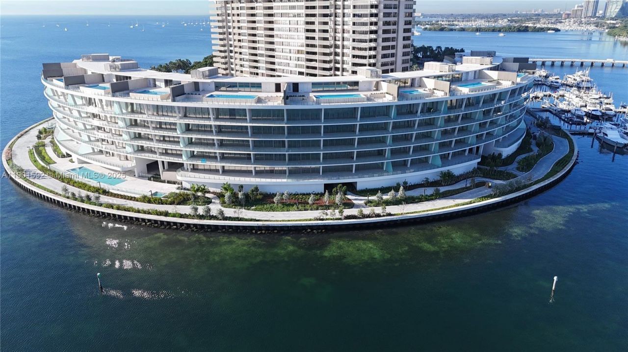 5 Grove Isle Drive, Unit S502, Coconut Grove, FL 33133 Photo