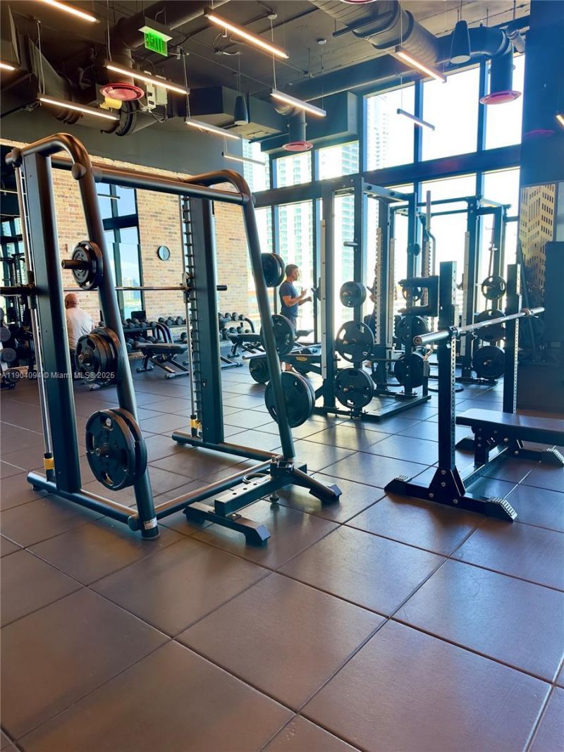 398 NE 5th Street, Unit 2114, Miami, FL 33132 Photo