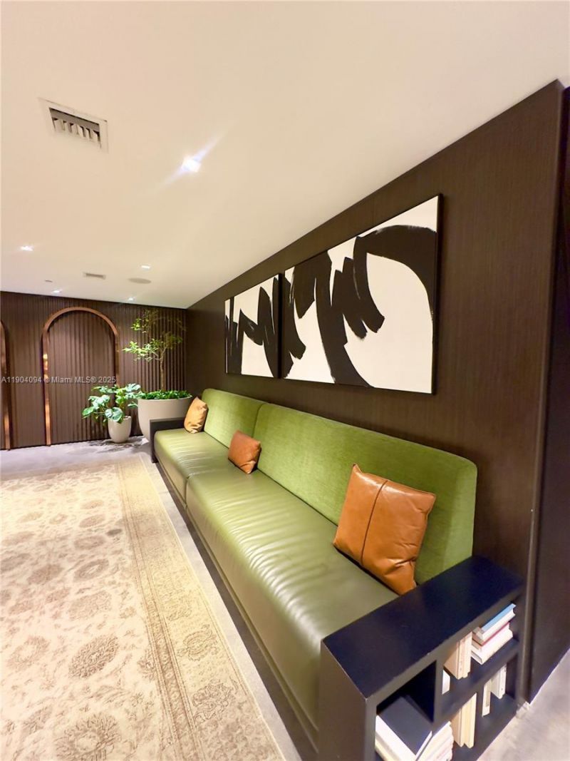 398 NE 5th Street, Unit 2114, Miami, FL 33132 Photo