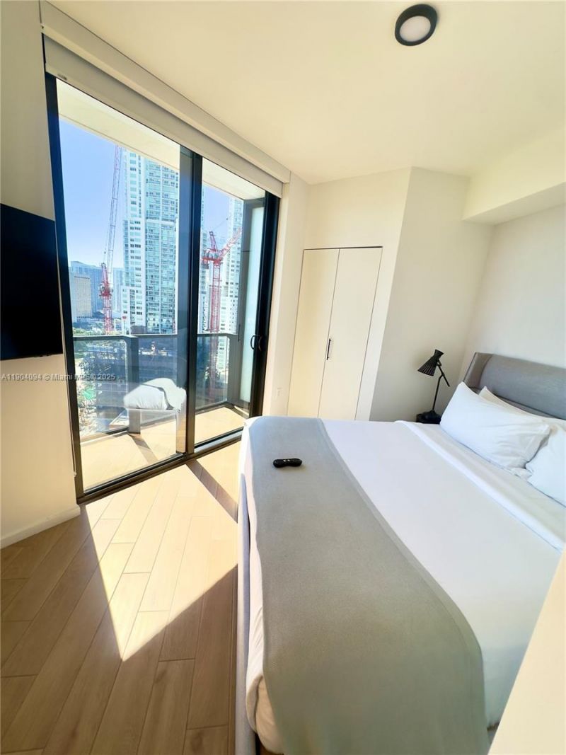 398 NE 5th Street, Unit 2114, Miami, FL 33132 Photo