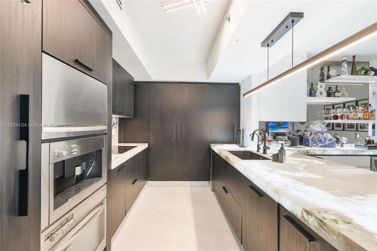 450 Alton Rd, Unit 2603, Miami Beach, FL 33139 Photo