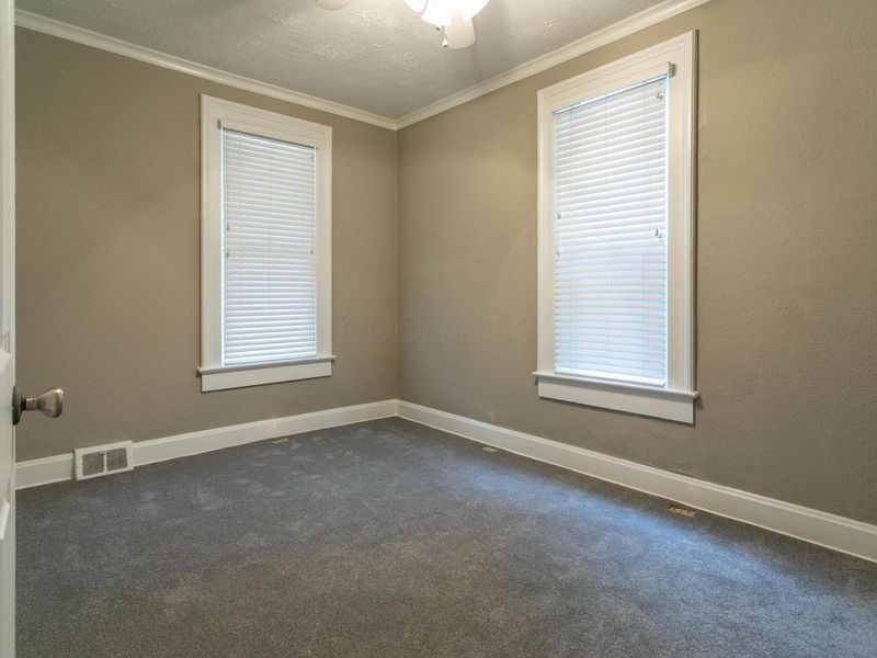 1512 Indianola Avenue , Columbus, OH 43201 Photo 12