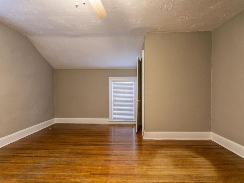 1512 Indianola Avenue , Columbus, OH 43201 Photo 19