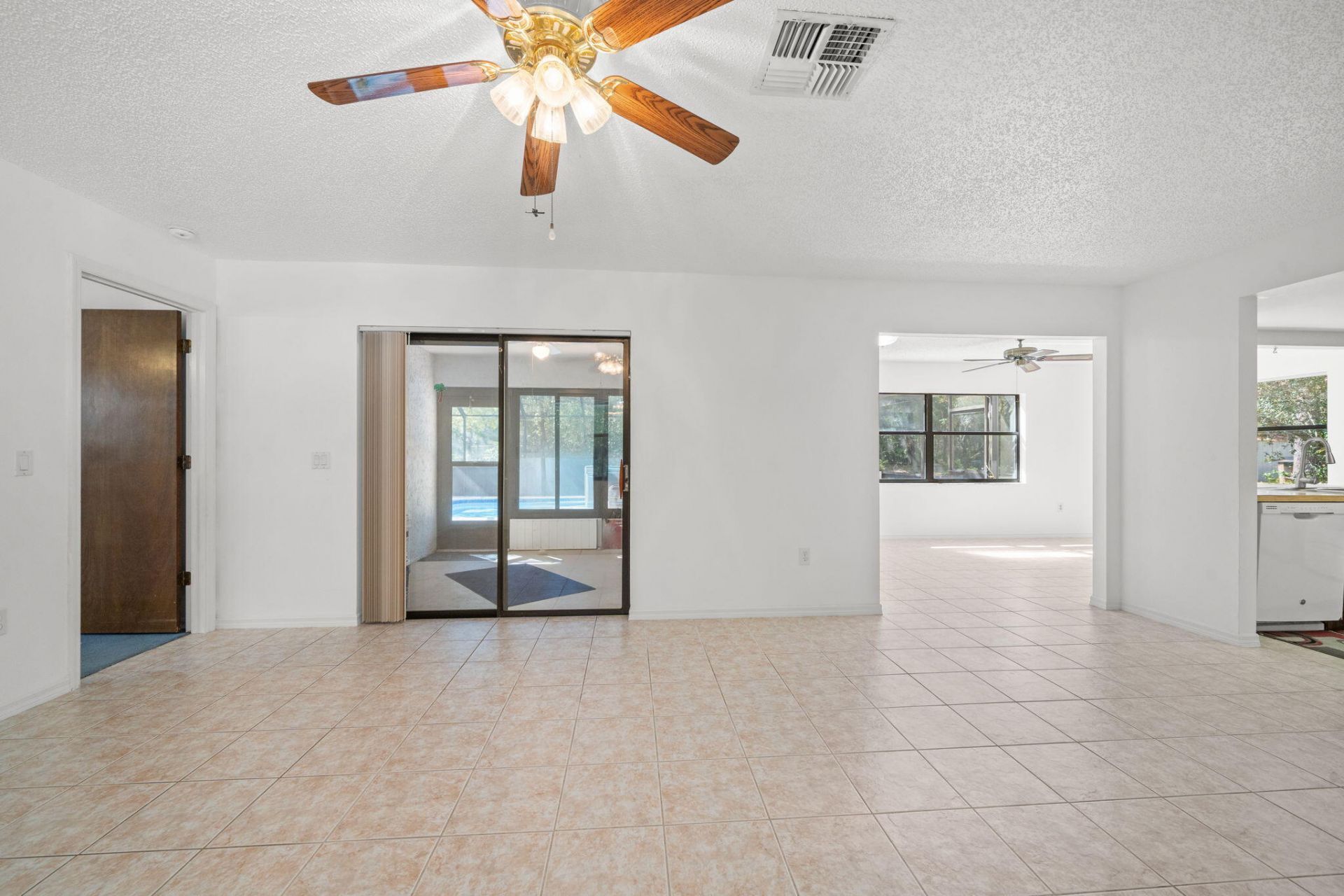 7418 N Firwood Circle, Citrus Springs, FL 34433 Photo