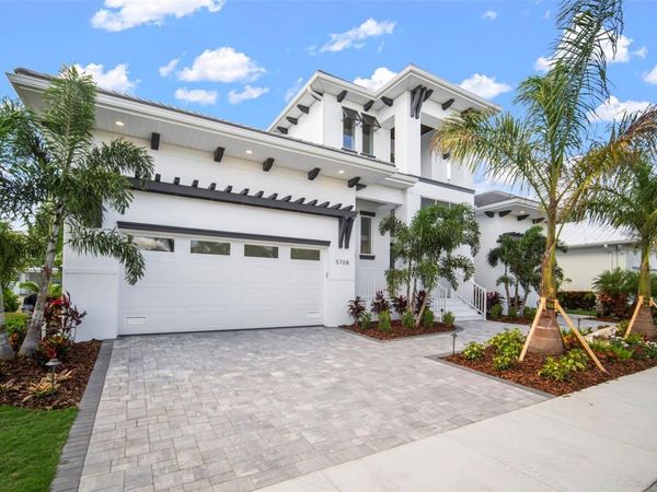 44 HAMMOCK BAY BLVD, APOLLO BEACH, FL 33572