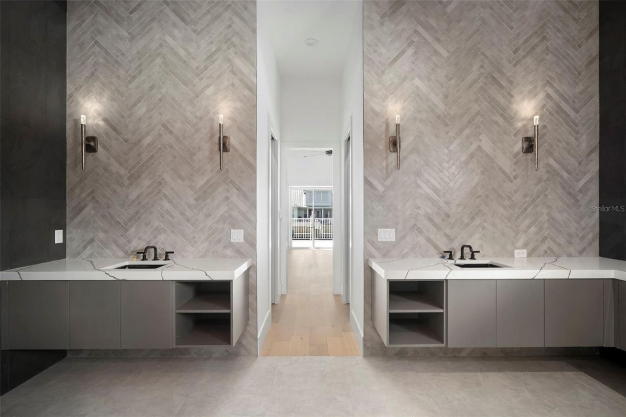 44 Hammock Bay Blvd, Apollo Beach, FL 33572 Photo