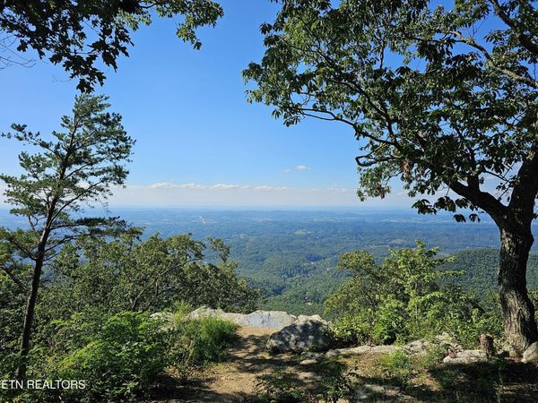 2820 Dupont Springs Rd, Sevierville, TN 37862