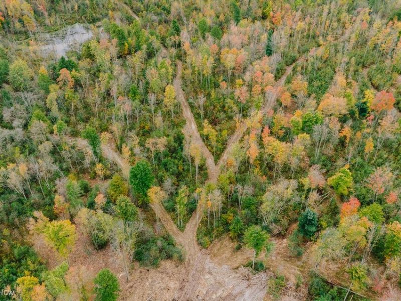 Mahoning Avenue, Lake Milton, OH 44429 Photo 14