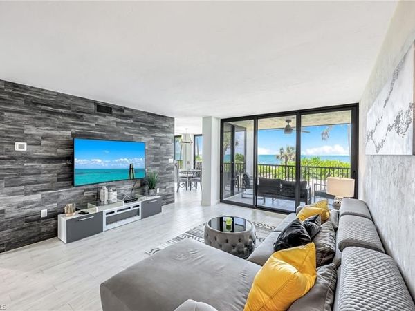 10475 Gulf Shore DR, Unit 112, NAPLES, FL 34108