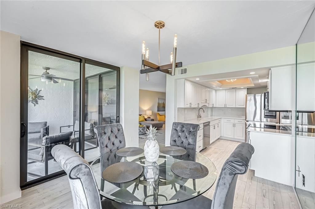 10475 Gulf Shore Dr, Unit 112, Naples, FL 34108 Photo