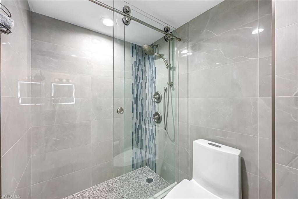 10475 Gulf Shore Dr, Unit 112, Naples, FL 34108 Photo