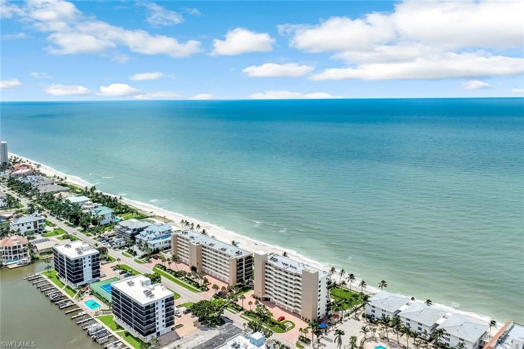 10475 Gulf Shore Dr, Unit 112, Naples, FL 34108 Photo