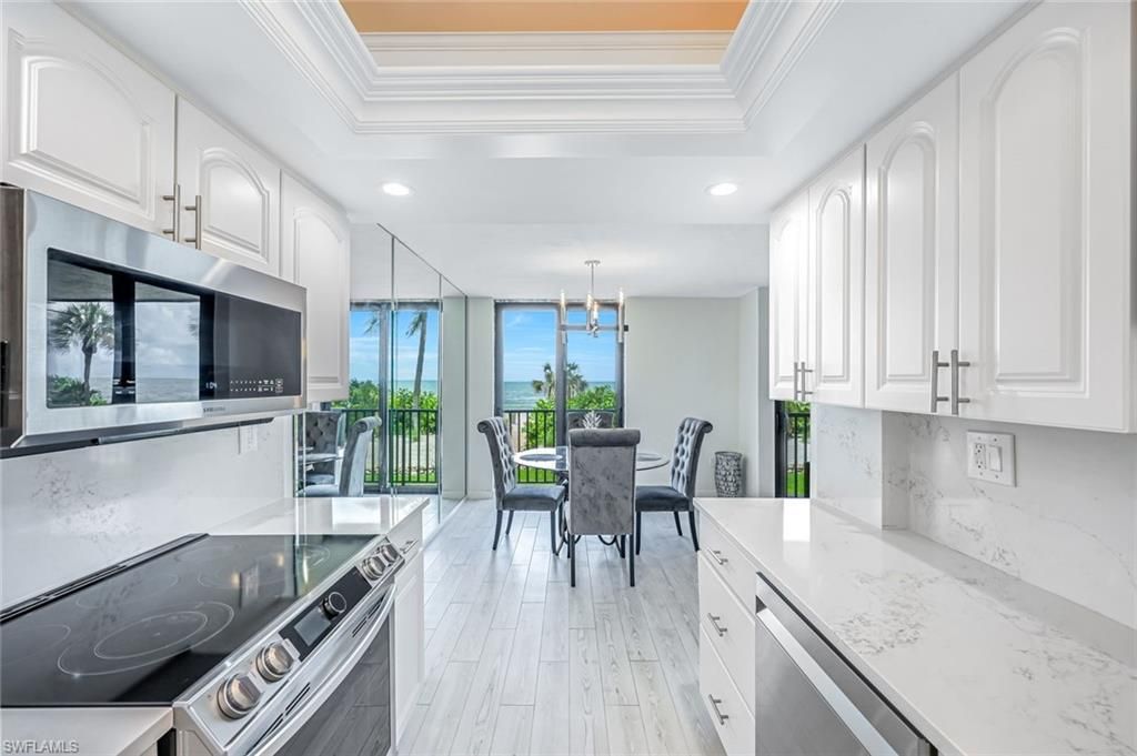 10475 Gulf Shore Dr, Unit 112, Naples, FL 34108 Photo