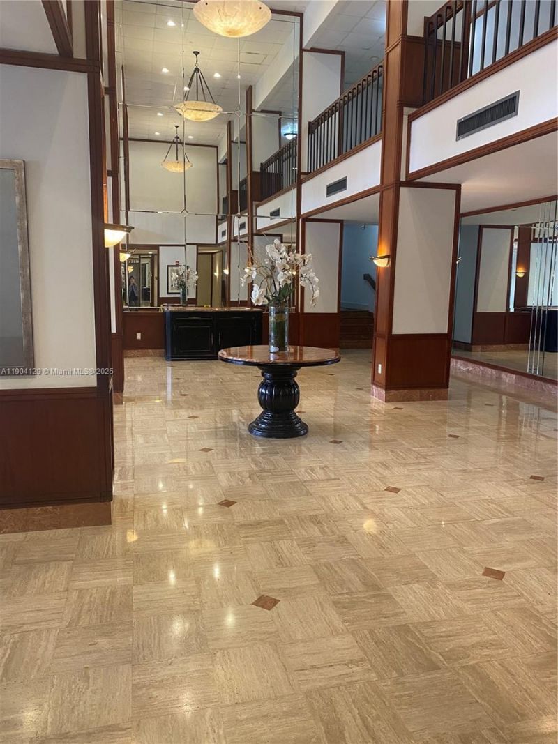 2801 NE 183rd St, Unit 1004W, Aventura, FL 33160 Photo