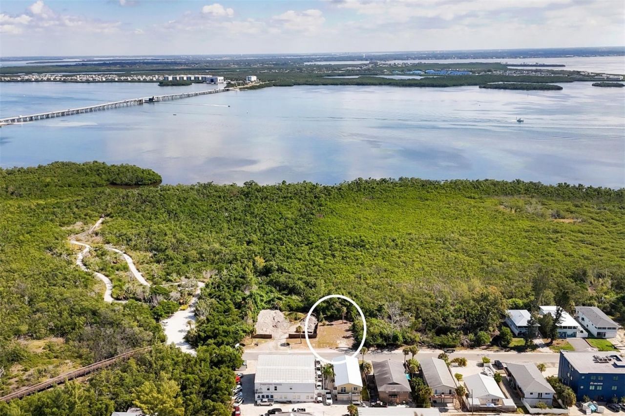 3017 Avenue C, Holmes Beach, FL 34217 Photo