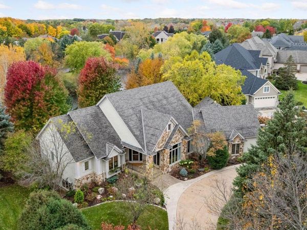 18709 Melrose Chase, Eden Prairie, MN 55347