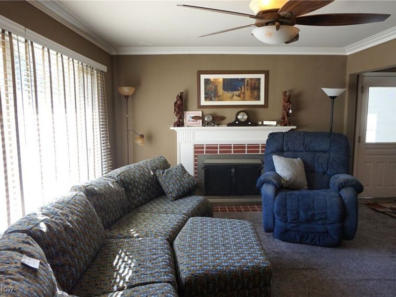 3114 W Edgerton Road, Silver Lake, OH 44224 Photo 7