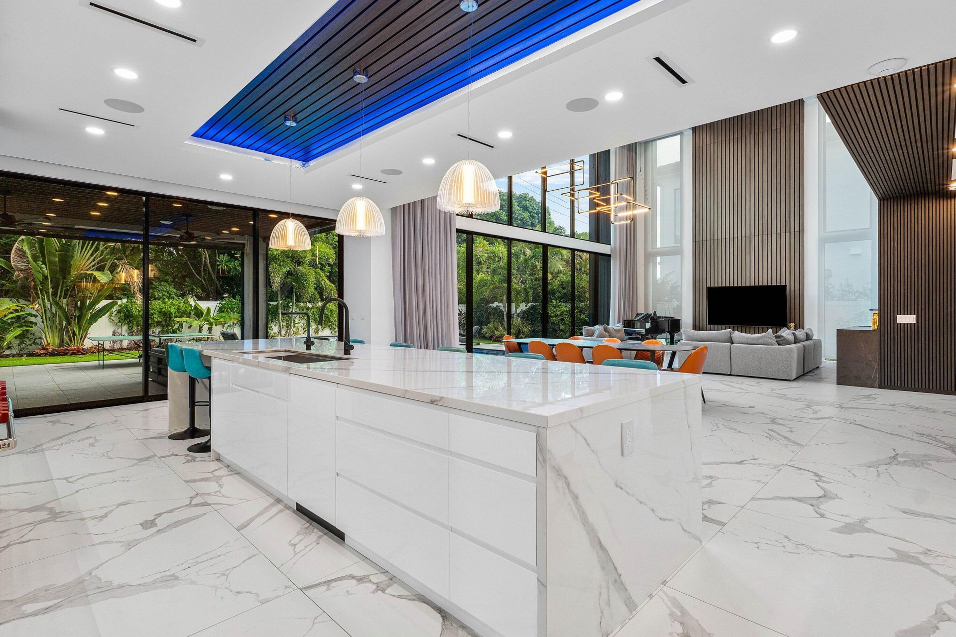 245 NE 6th Court, Boca Raton, FL 33432 Photo