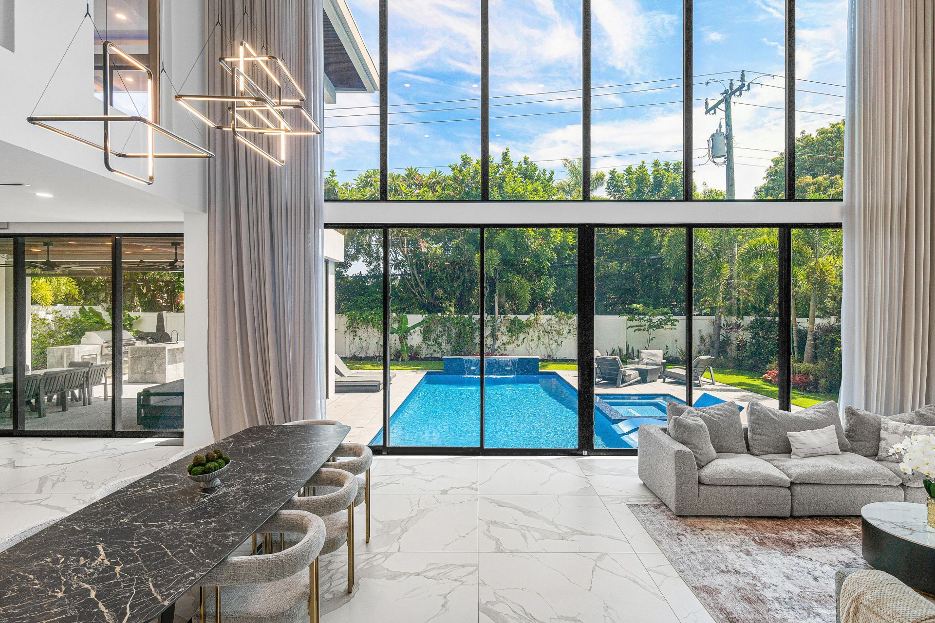245 NE 6th Court, Boca Raton, FL 33432 Photo