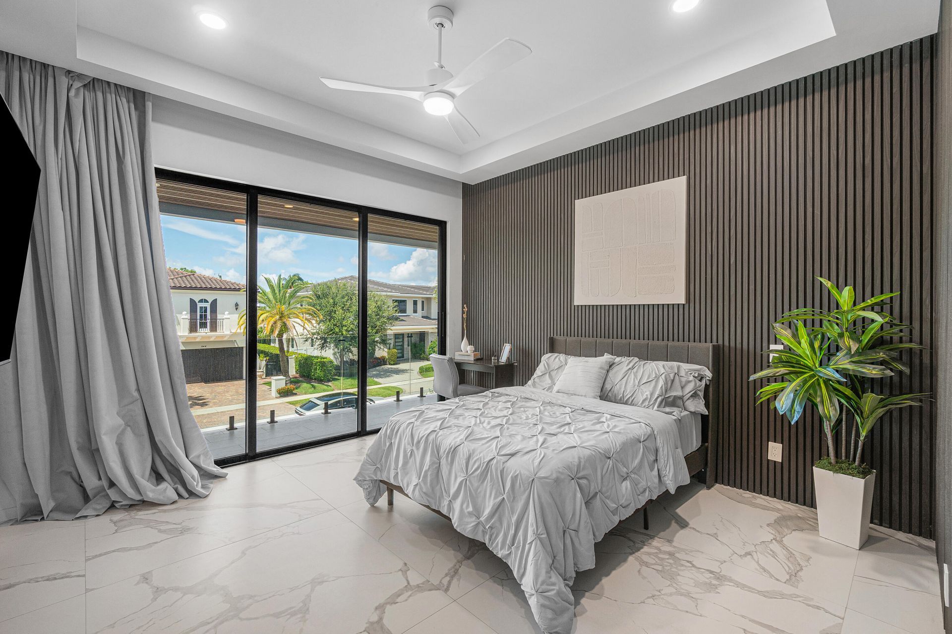 245 NE 6th Court, Boca Raton, FL 33432 Photo