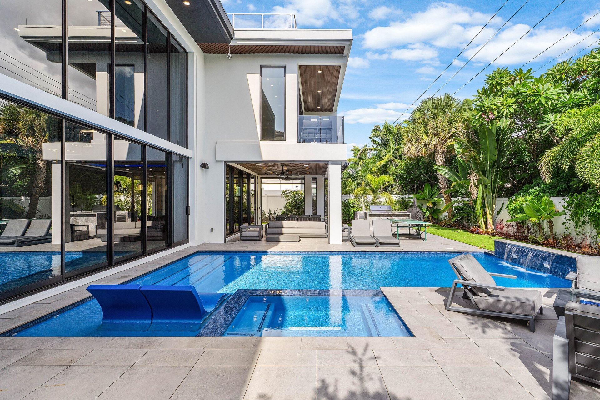 245 NE 6th Court, Boca Raton, FL 33432 Photo