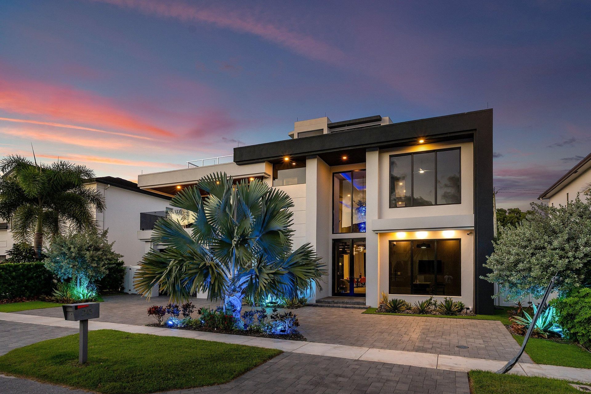 245 NE 6th Court, Boca Raton, FL 33432 Photo