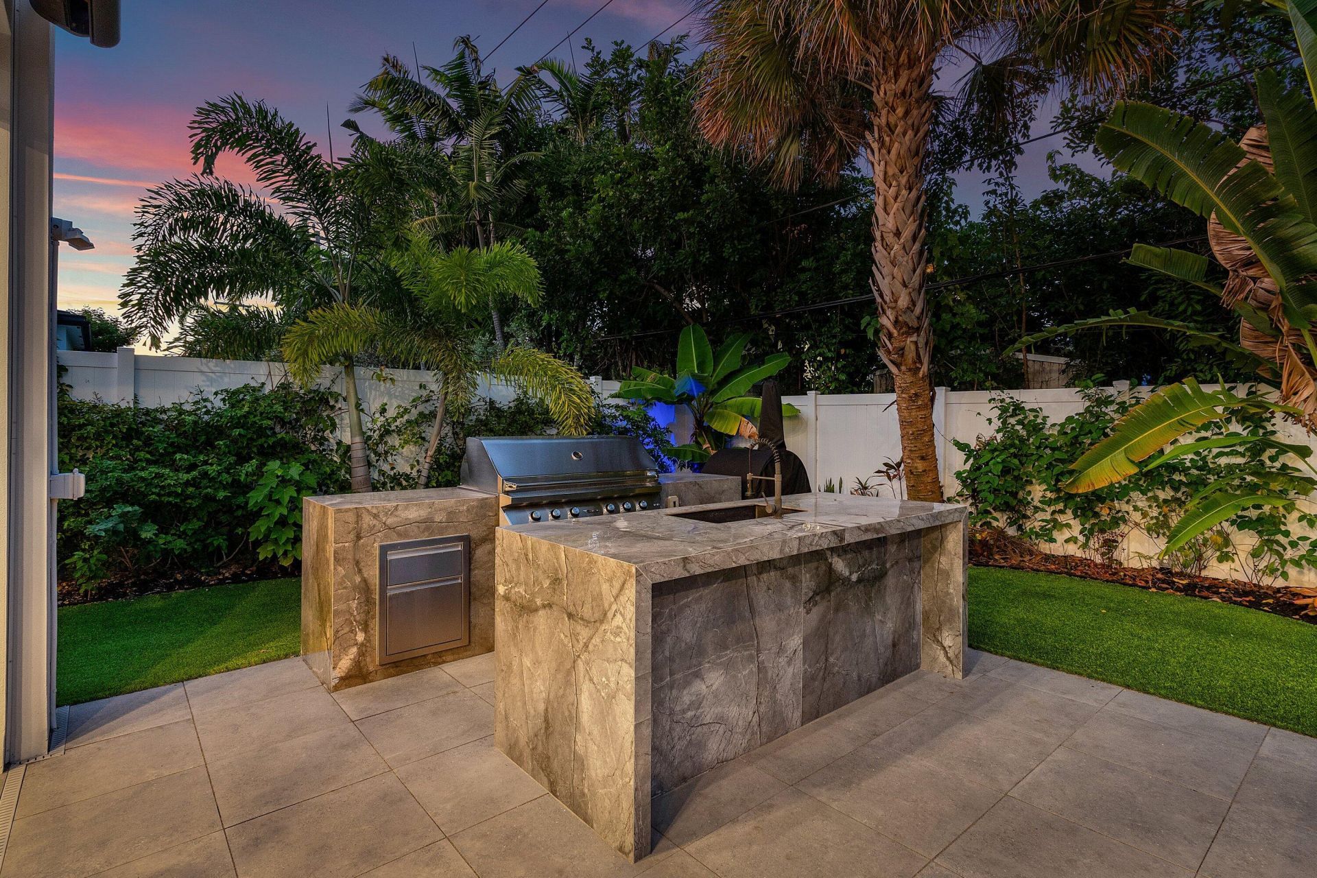 245 NE 6th Court, Boca Raton, FL 33432 Photo