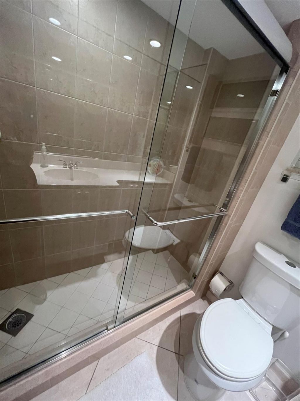 333 NE 21st Avenue, Unit 1522, Deerfield Beach, FL 33441 Photo