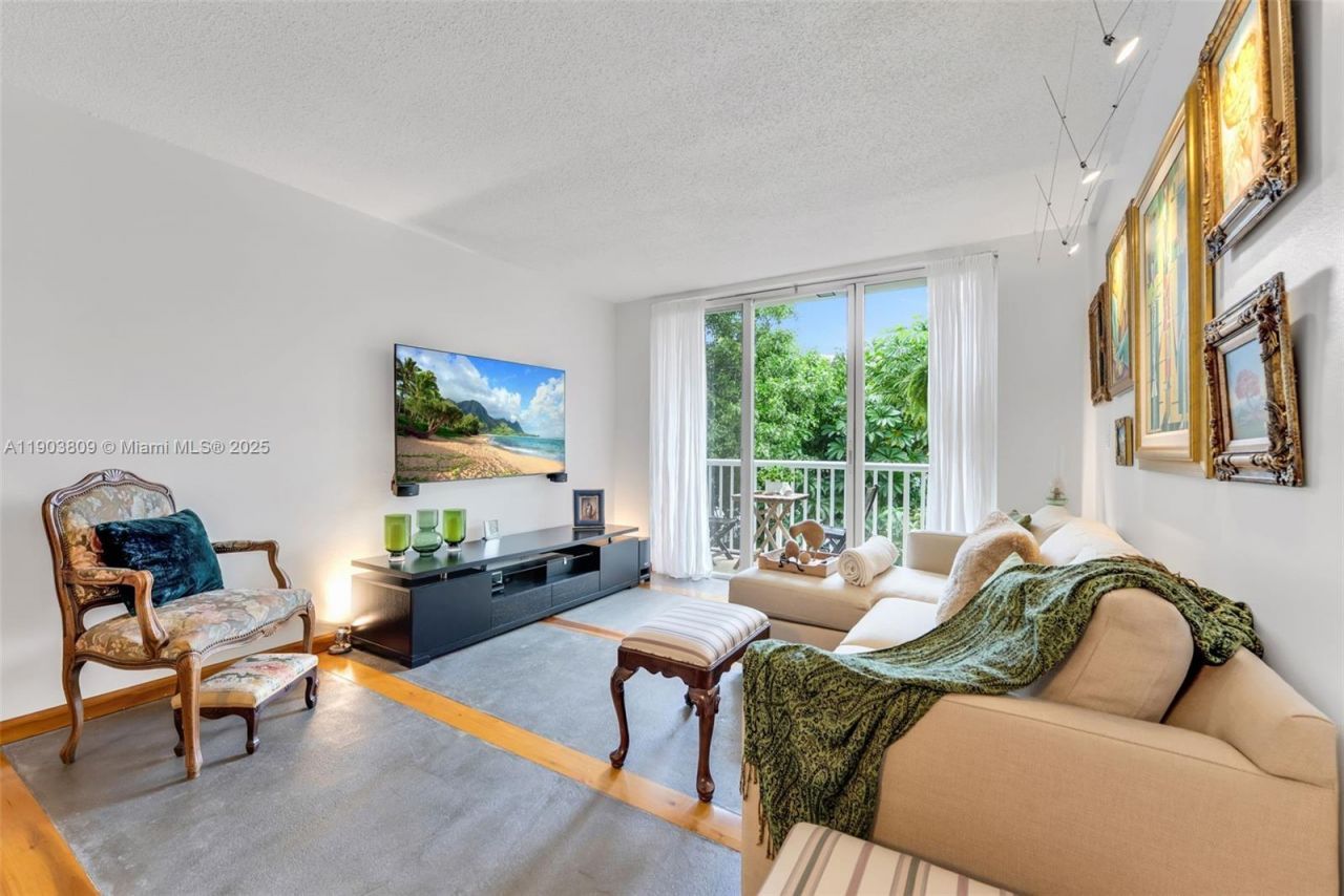 3661 SW 9th Ter, Unit 207, Miami, FL 33135 Photo