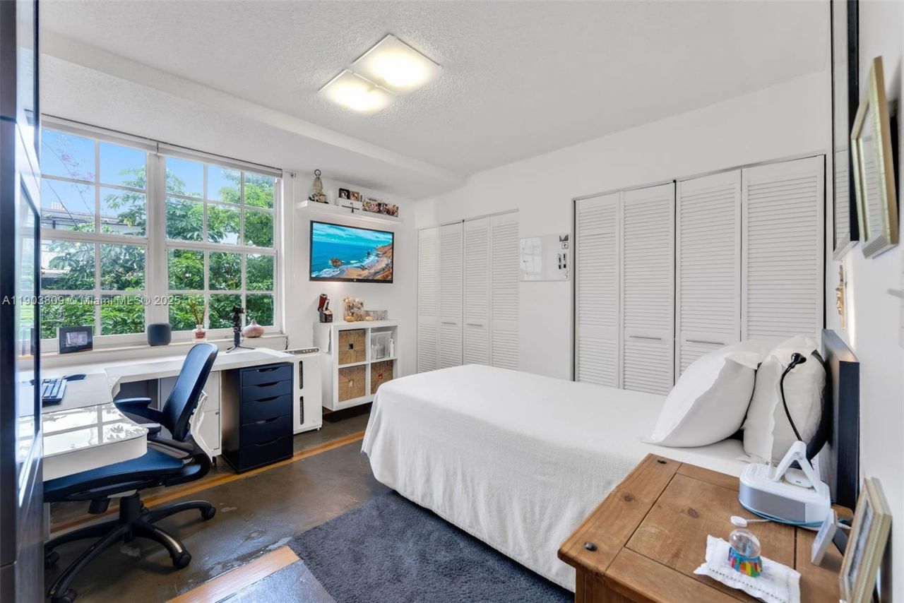 3661 SW 9th Ter, Unit 207, Miami, FL 33135 Photo