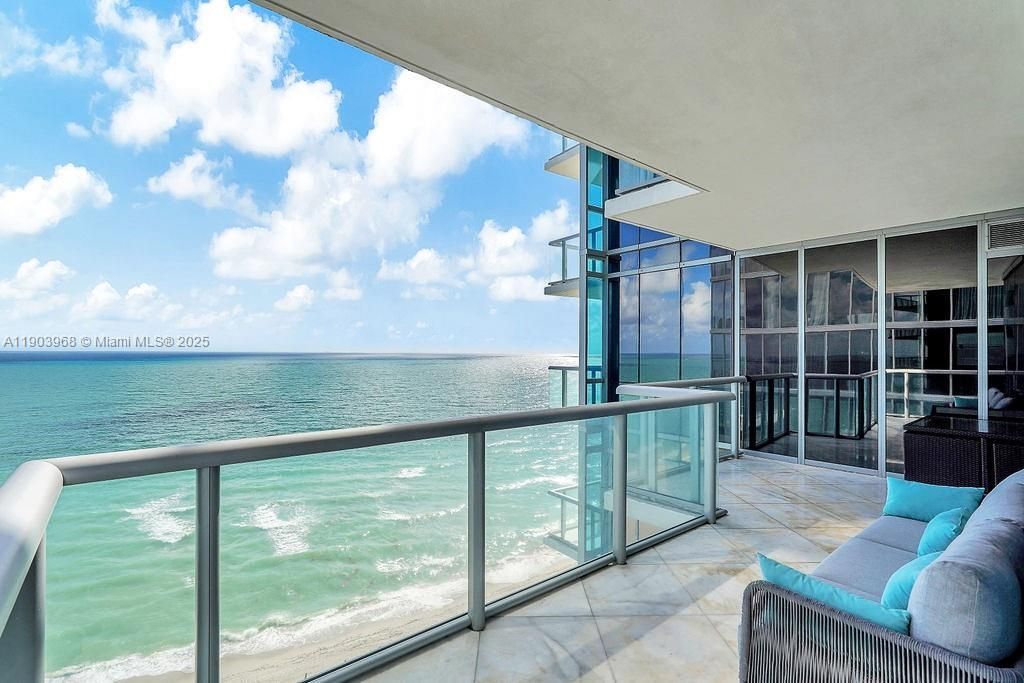 17121 Collins Ave, Unit 1808, Sunny Isles Beach, FL 33160 Photo